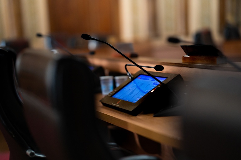 Câmara de Curitiba vota 8 projetos na segunda; emenda à LOM volta em 2º turno