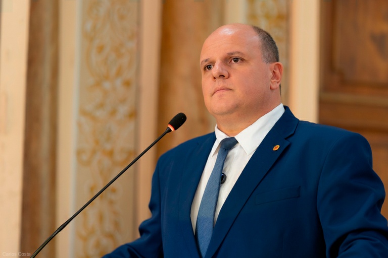 Câmara de Vereadores aprova criação do Alvará Digital em Curitiba