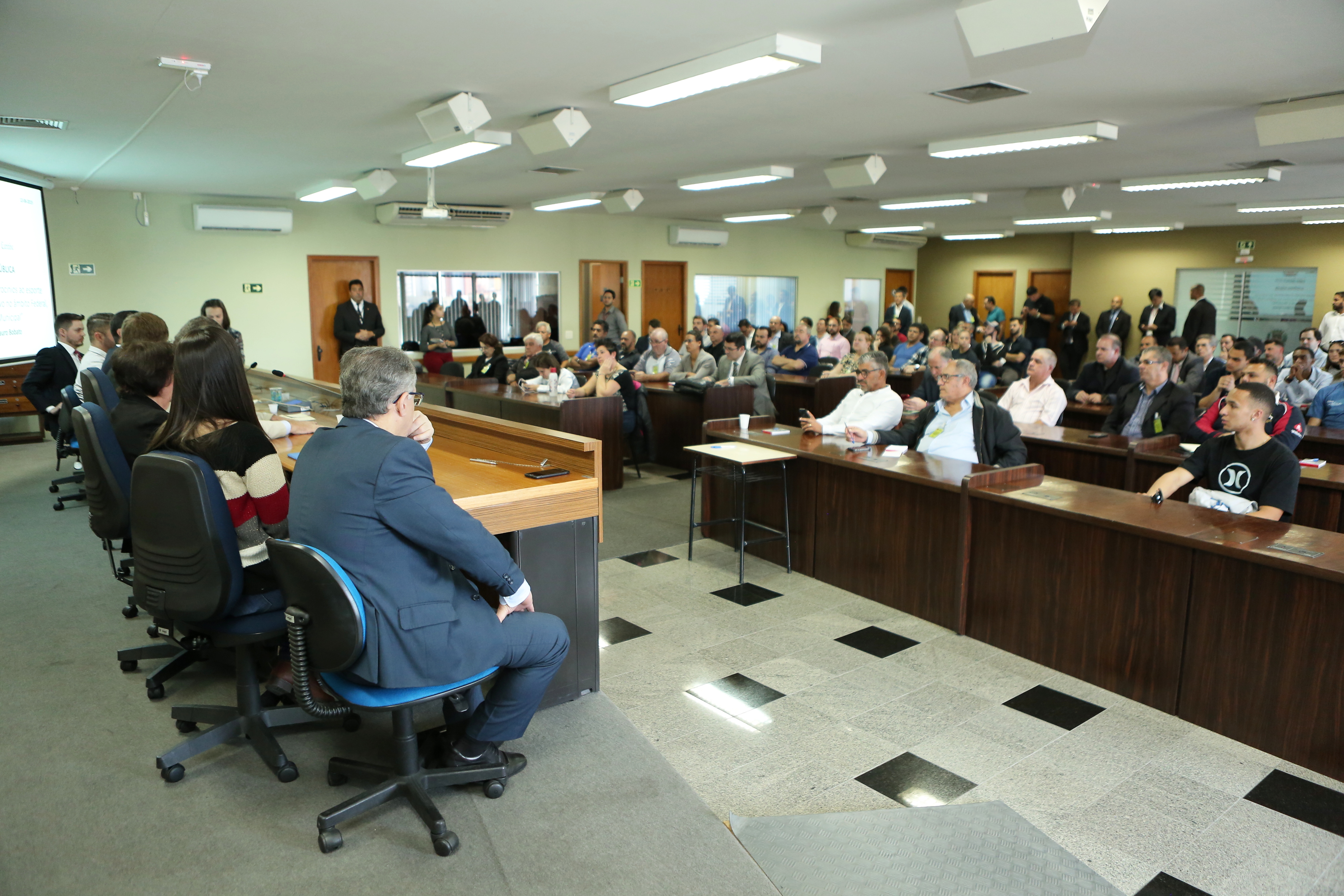 Câmara discute incentivo ao esporte e apoio público a equipes