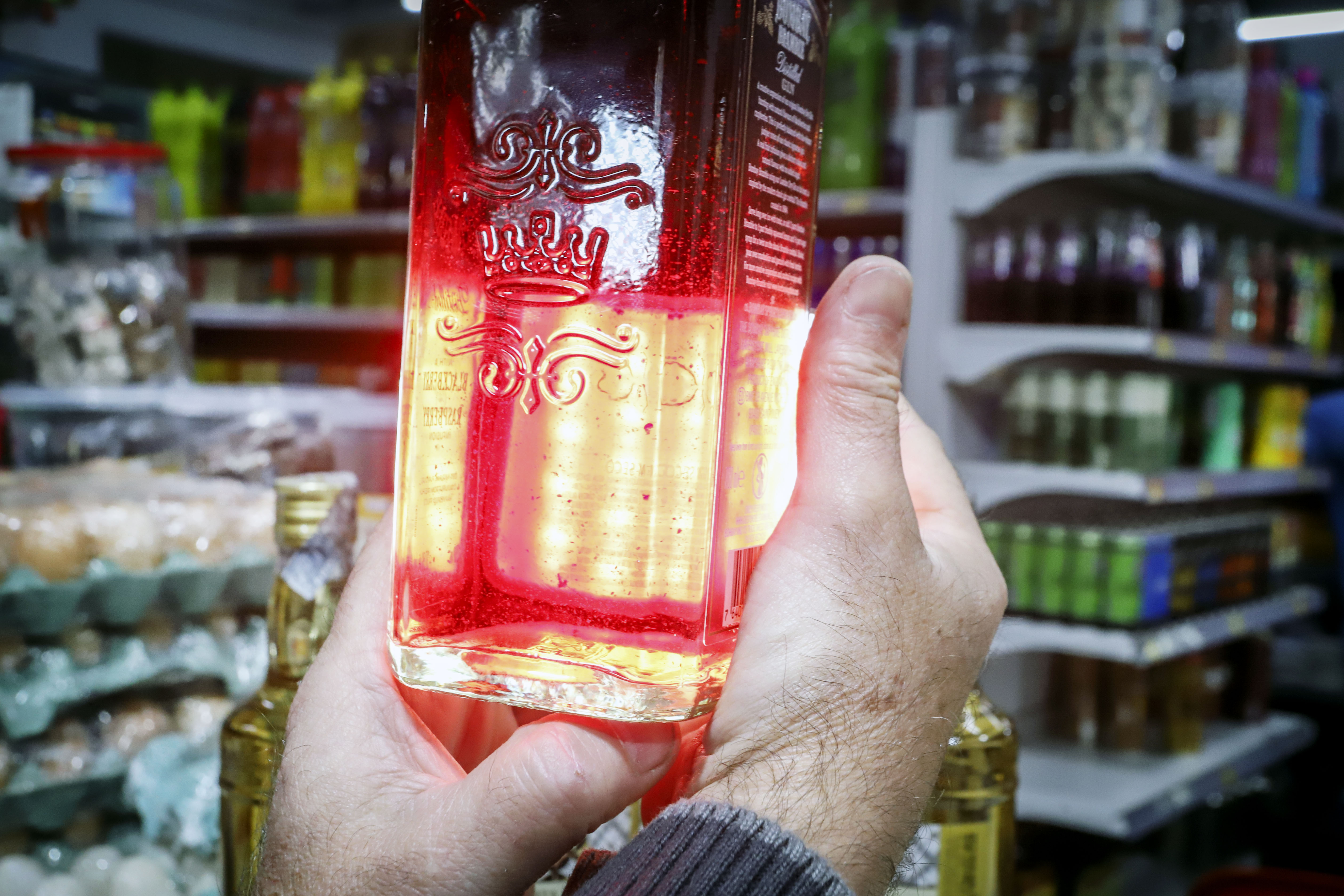 Vereador propõe controlar circulação de metanol em Curitiba