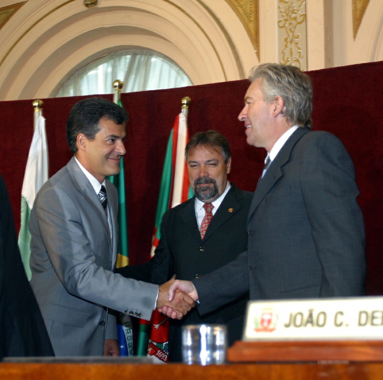 Câmara e Prefeitura mantêm a governabilidade 