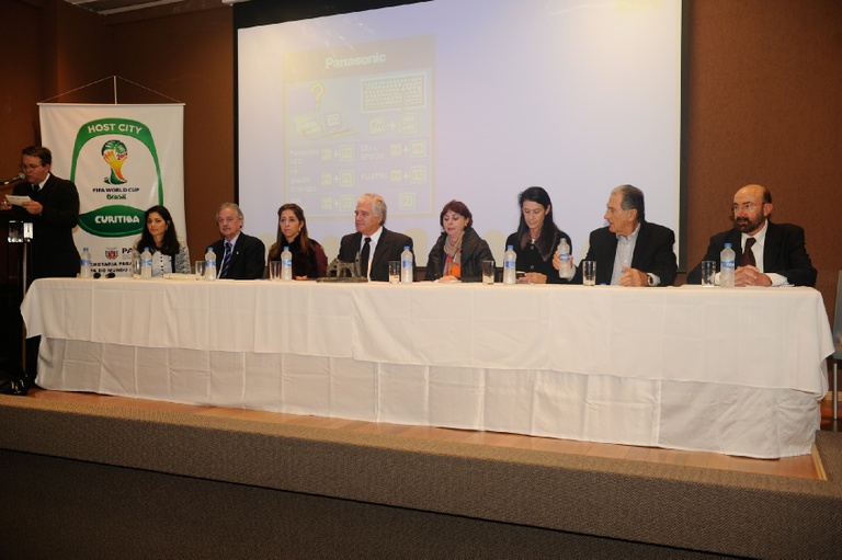 Câmara é representada em fórum sobre a Copa 