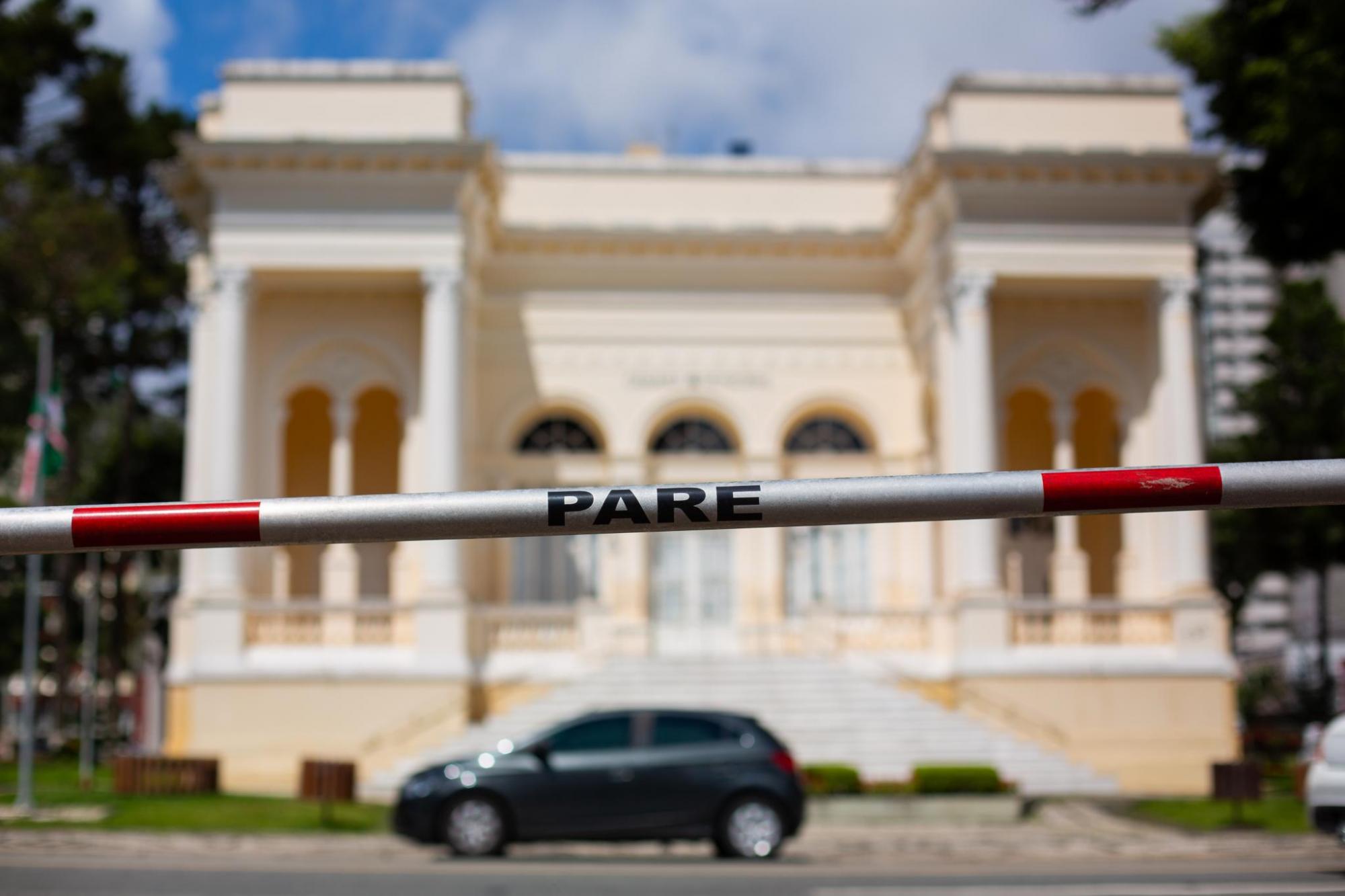 Câmara economiza 10% em licitação para equipamentos de acesso veicular