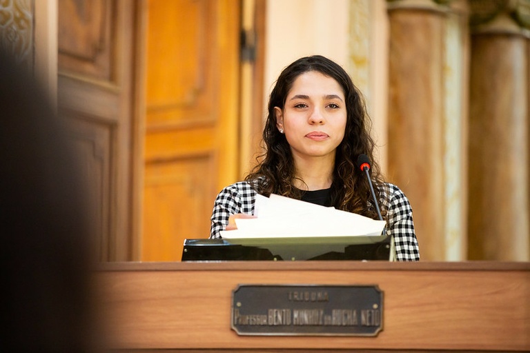 Câmara empossa Ana Júlia Ribeiro como vereadora de Curitiba