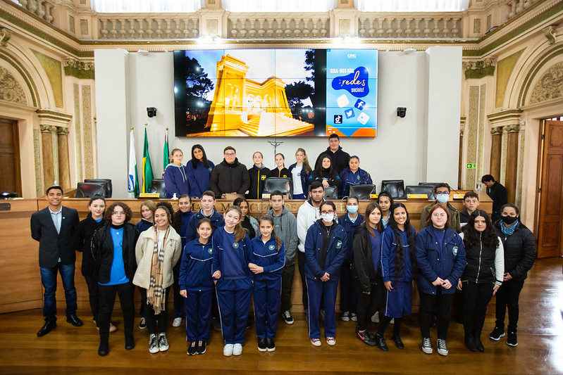 Parlamento Jovem: CMC empossa novos vereadores mirins de Curitiba