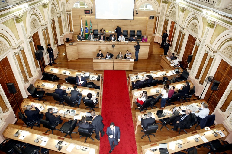 Câmara entrega prêmio Mulheres Empreendedoras de Curitiba