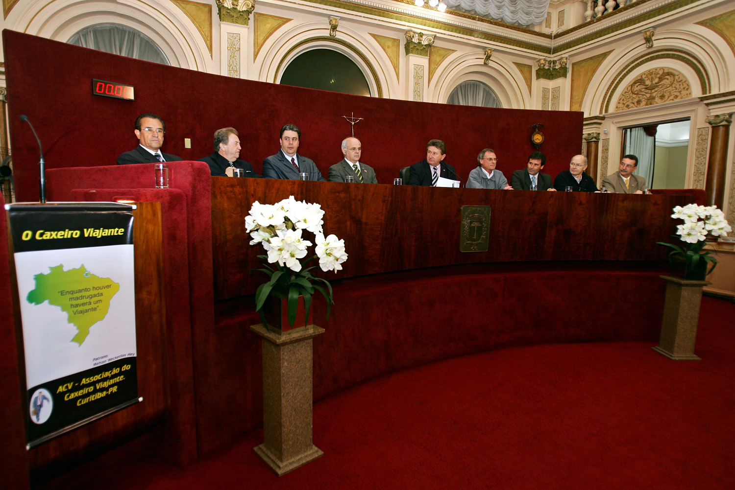 Câmara faz sessão aos caixeiros viajantes 