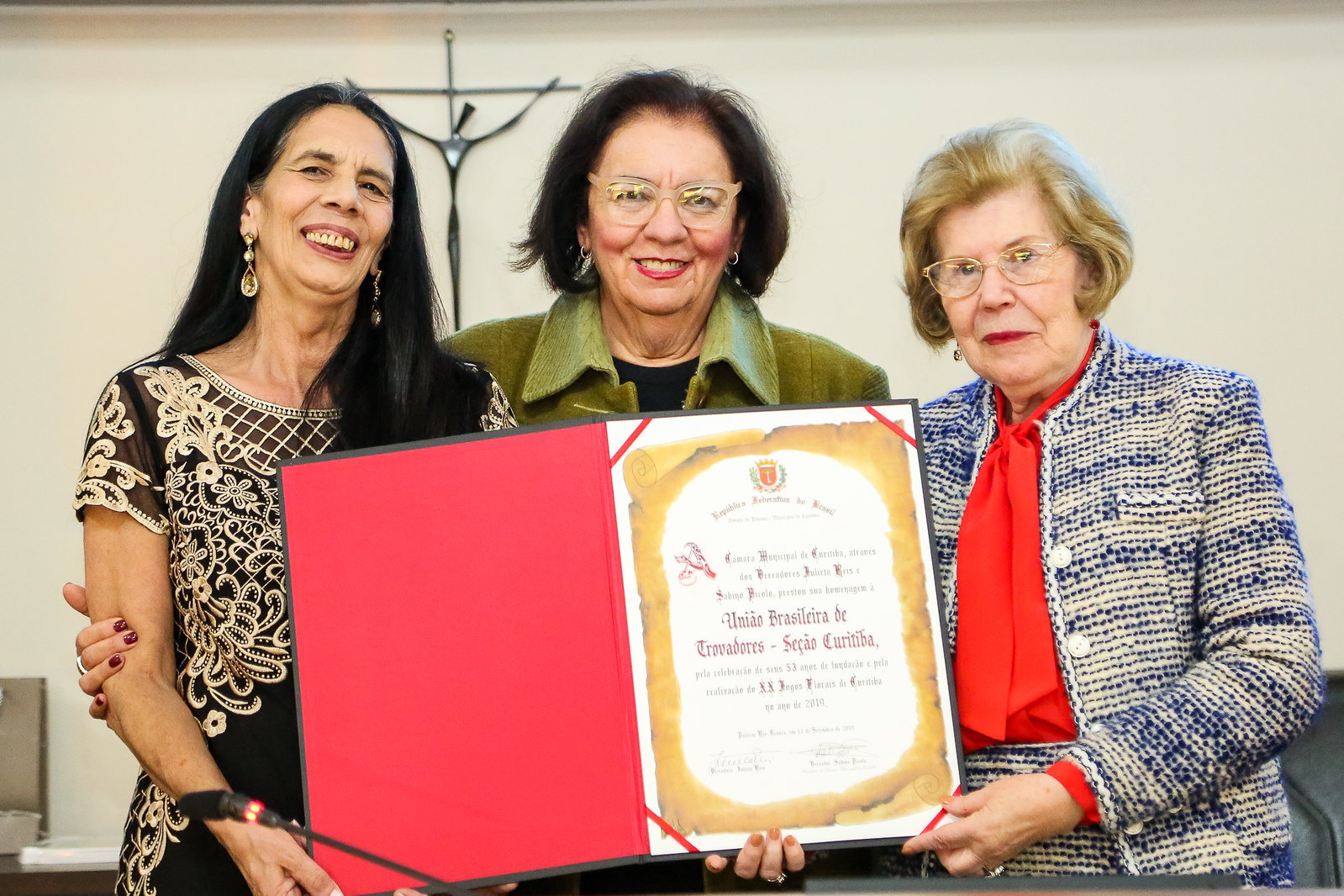 Câmara homenageia 20ª edição dos Jogos Florais