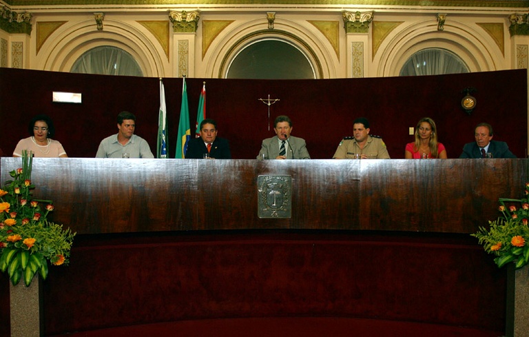 Câmara homenageia os artesãos mais antigos 