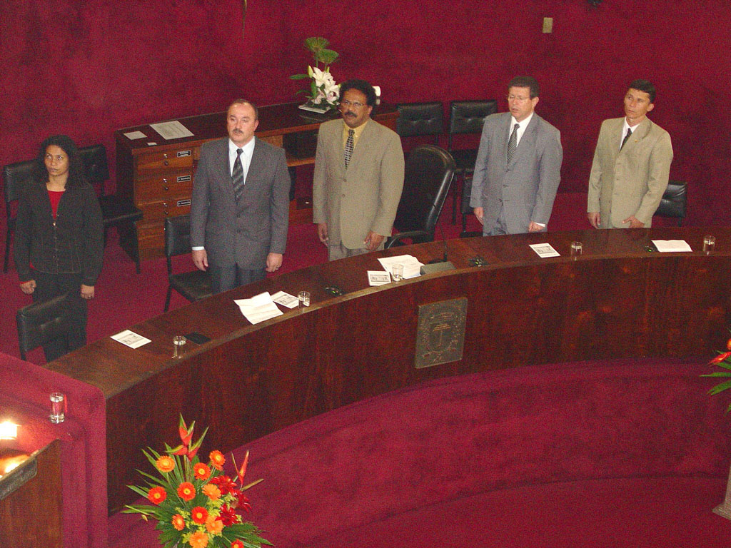 Câmara homenageia professor e teólogo 