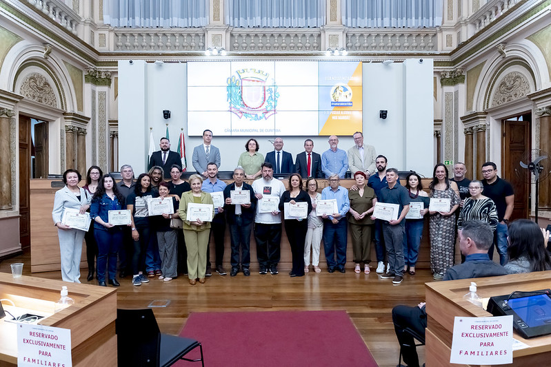 Câmara homenageia profissionais da saúde vitimados pela Covid-19