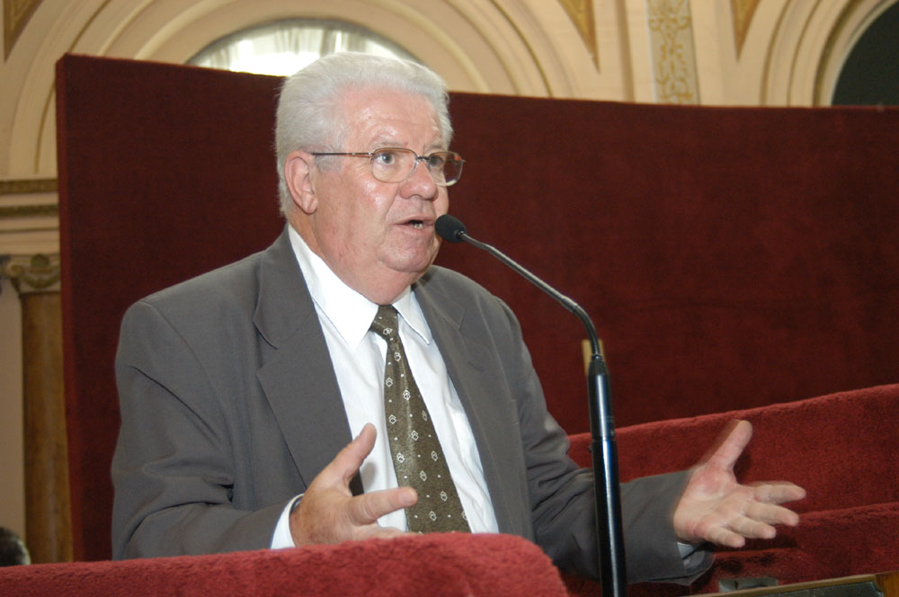 Câmara lamenta falecimento do ex-vereador Luis Ernesto Alves Pereira