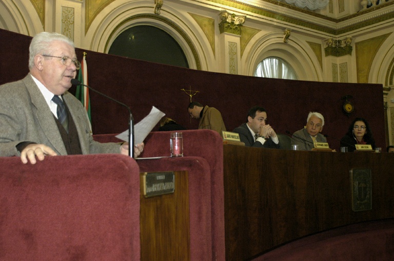 Câmara mantém veto sobre clínicas de acupuntura 