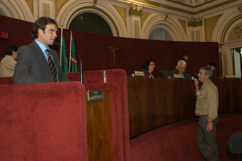 Câmara mantém vetos de prefeito 