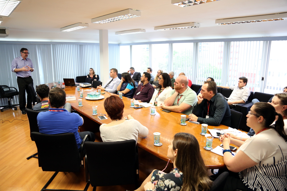 Câmara Municipal discute a qualidade de vida no trabalho interno