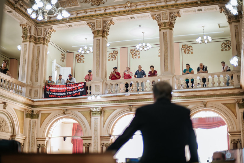 Câmara pede cadastro de ambulantes para Carnaval de Curitiba