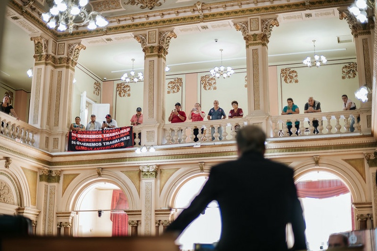 Câmara pede cadastro de ambulantes para Carnaval de Curitiba