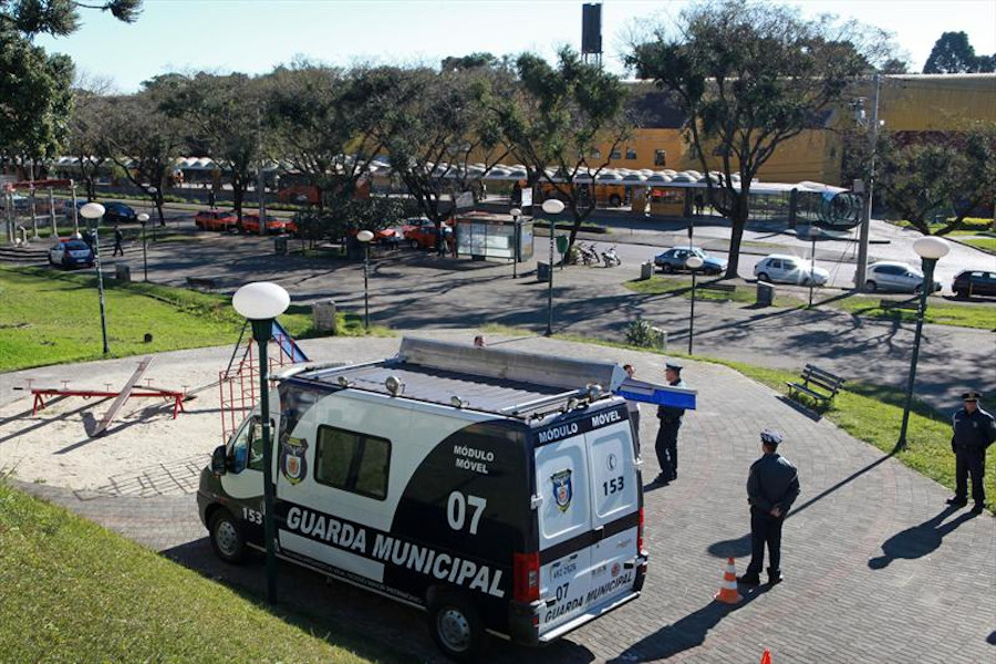 CMC pede guardas nas praças e Decreto de Baixo Risco à Prefeitura de Curitiba