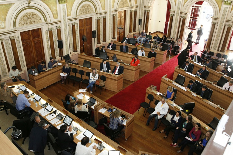 Câmara pede que Prefeitura abone faltas de servidores