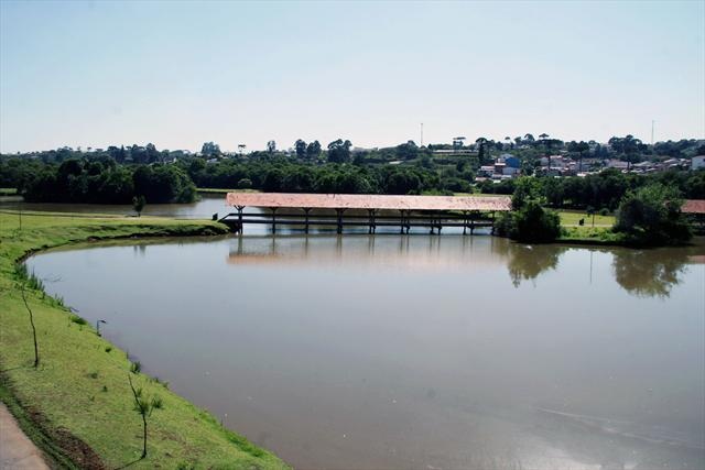 Câmara pede reparos na infraestrutura do Parque Tingui 