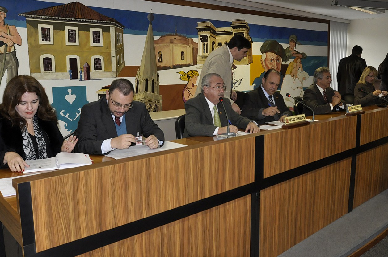 Câmara promove debate sobre legislação eleitoral com o TRE-PR 