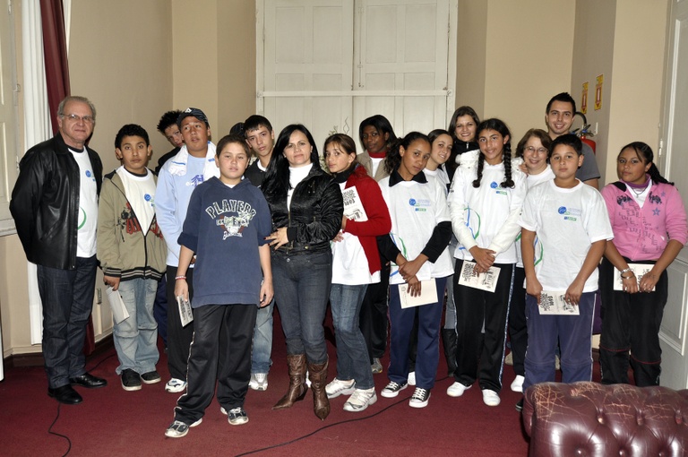 Câmara recebe alunos do Instituto Sou Cidadão 