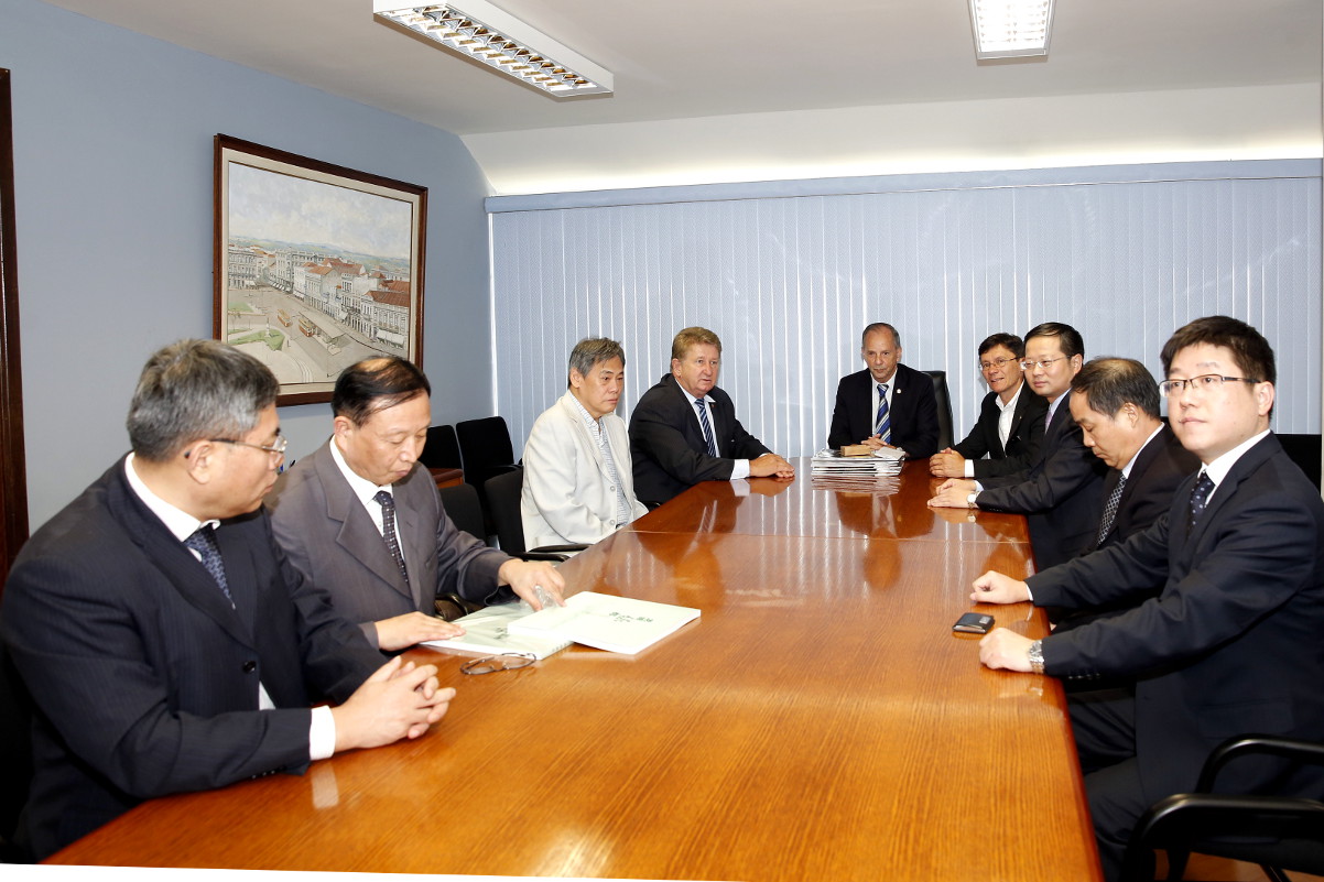 Câmara recebe delegação de Changzhou, cidade-irmã de Curitiba