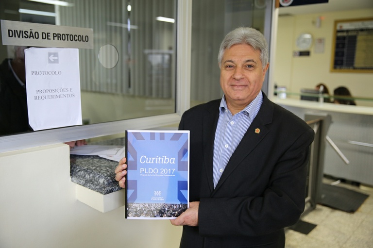 Câmara recebe diretrizes do orçamento de 2017, estimado em R$ 8,7 bi