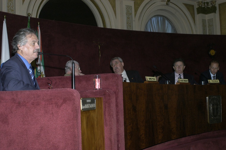 Câmara rejeita projeto sobre casas de abrigo 