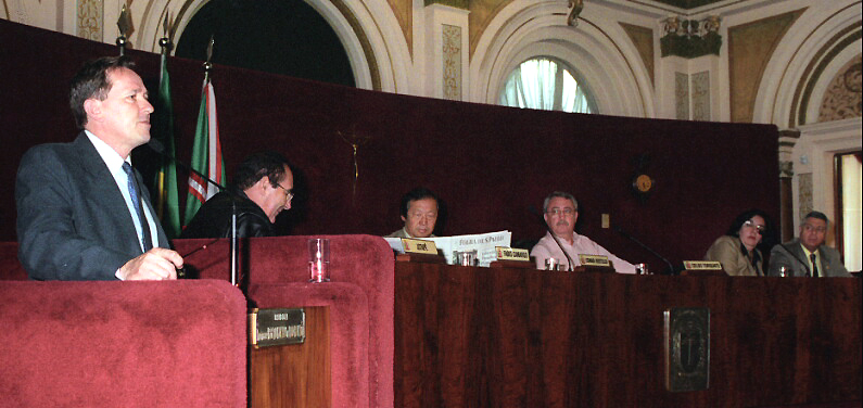 Câmara vai homenagear professora Regina Pereira 