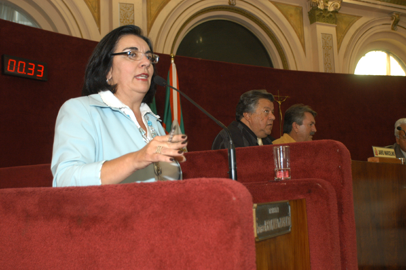 Câmara vai reavaliar instalação de antenas 