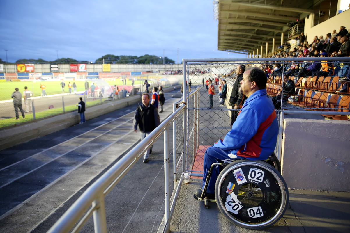 Câmara vota meia-entrada facilitada à pessoa com deficiência