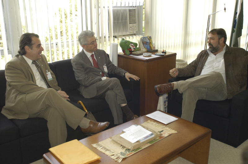 Candidatos à OAB-PR visitam a Câmara 