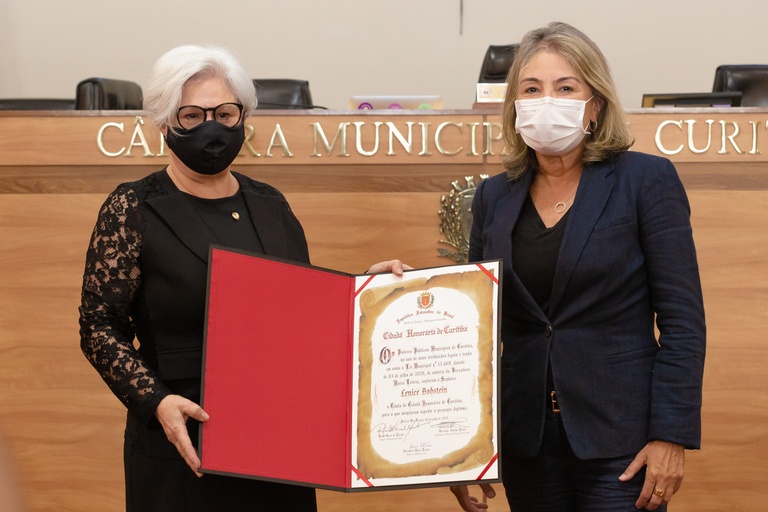 Cantora Alcione e desembargadora do TJ são cidadãs honorárias