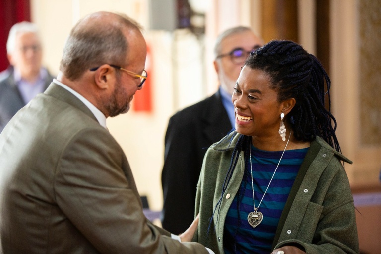 Carol Dartora agradece votação em Curitiba; vereadores elogiam candidatos