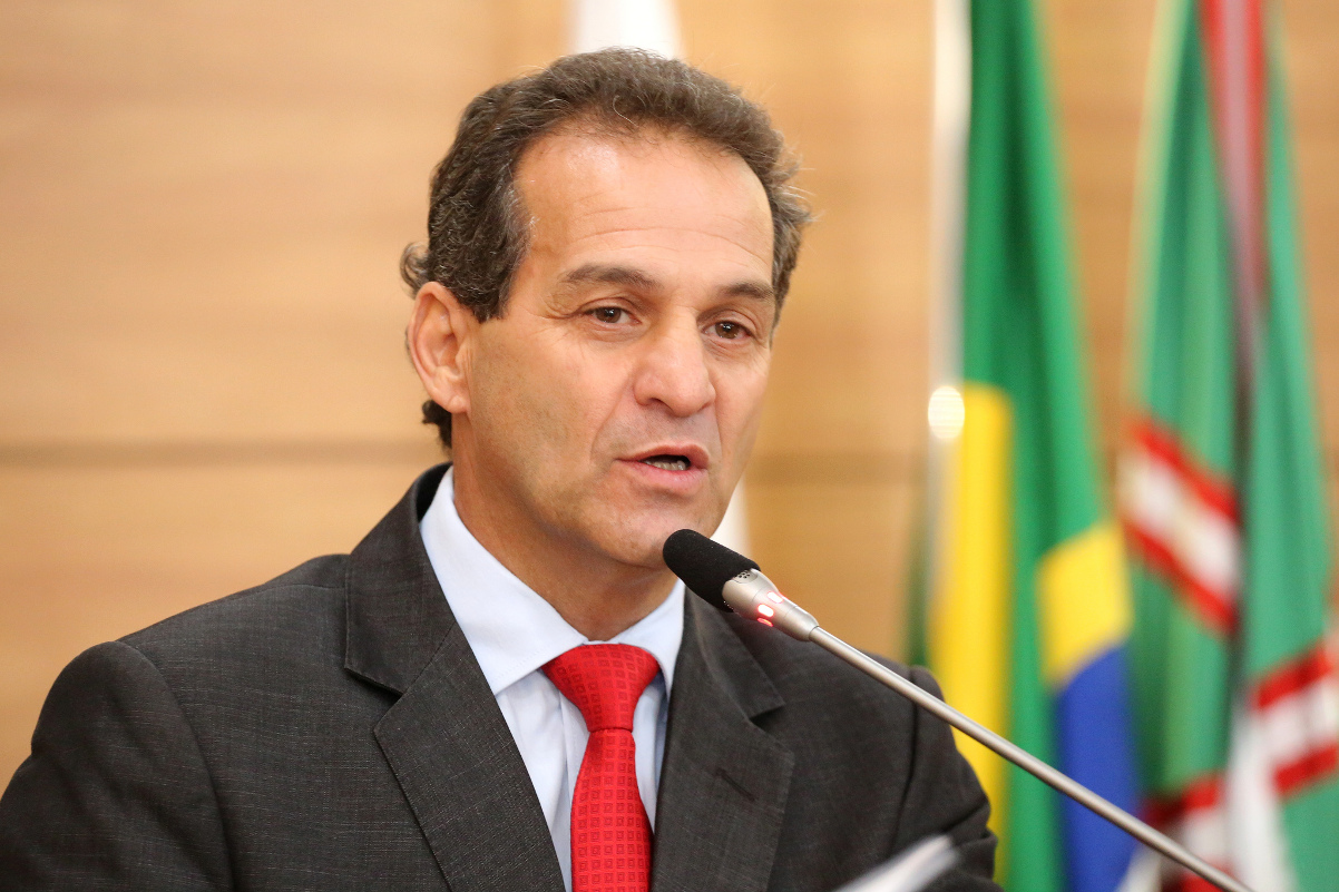 Carta do ministro da Educação sobre Hino Nacional repercute na CMC  