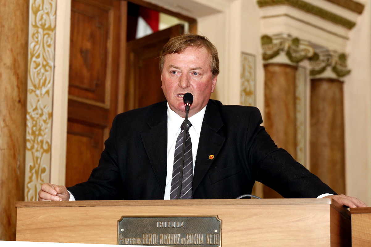 Cartilha sobre violência obstétrica aprovada em segundo turno