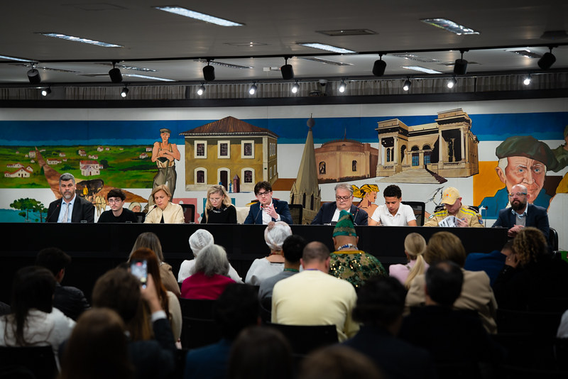 Intolerância religiosa em Colégio é tema de audiência