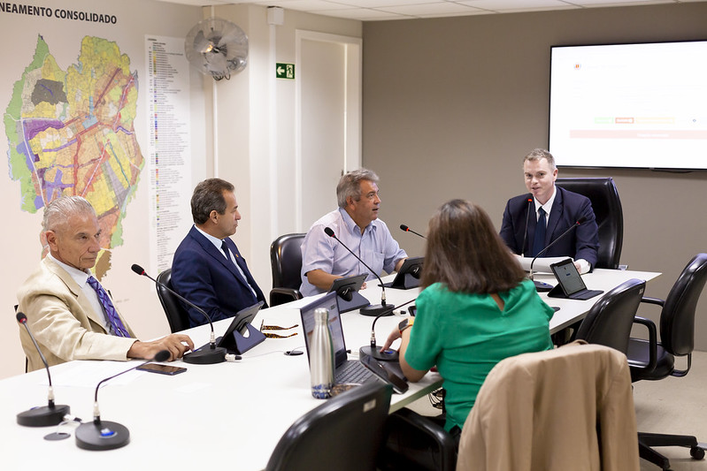 CCJ aprova e nova Lei de Incentivo à Cultura avança na Câmara de Curitiba