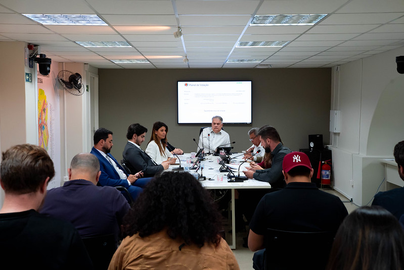 CCJ: prioridade de capacitação e emprego para beneficiários do Bolsa Família