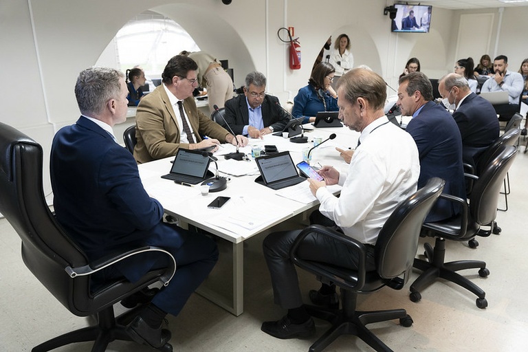 CCJ autorizou a tramitação de 84 projetos de lei no 1º semestre, 40% do total