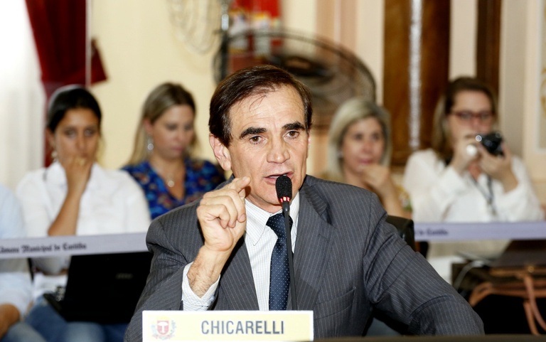 Chicarelli quer proibir contratos com doadores em campanhas