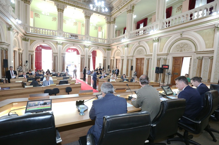 Cinco projetos aprovados pela Câmara em segundo turno vão à sanção