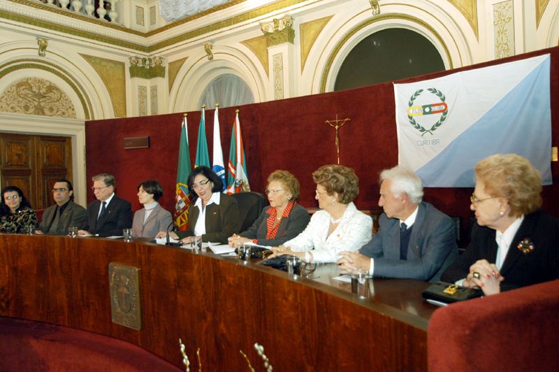 Clube português recebe homenagem pelos 44 anos 