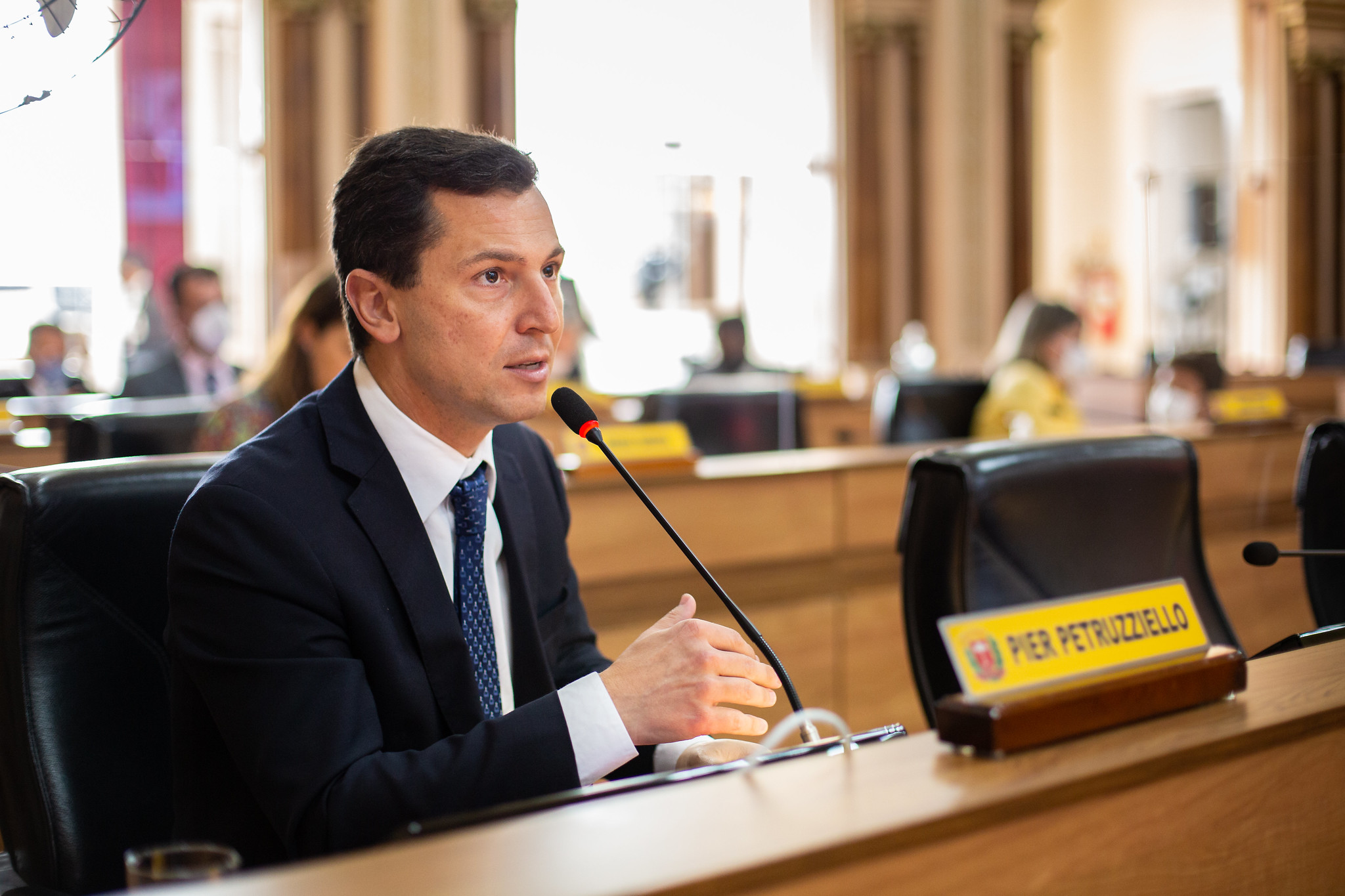 CMC aprova remanejamento de R$ 110 mi para saúde e transporte