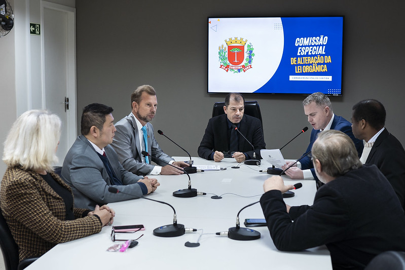 CMC começa a discutir novo nome da Comissão de Direitos Humanos de Curitiba