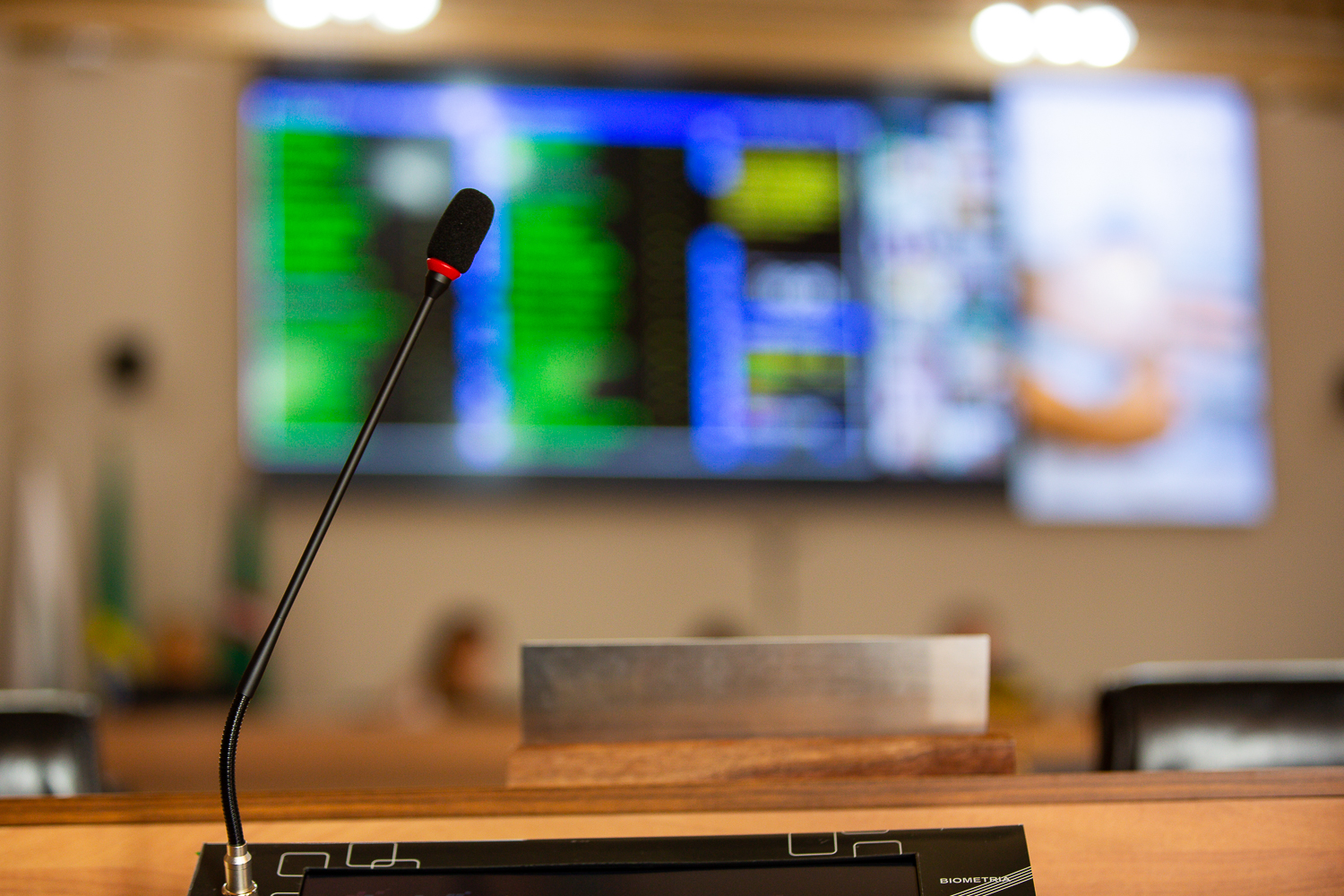 CMC confirma créditos orçamentários para empresários, Cohab-CT e Urbs