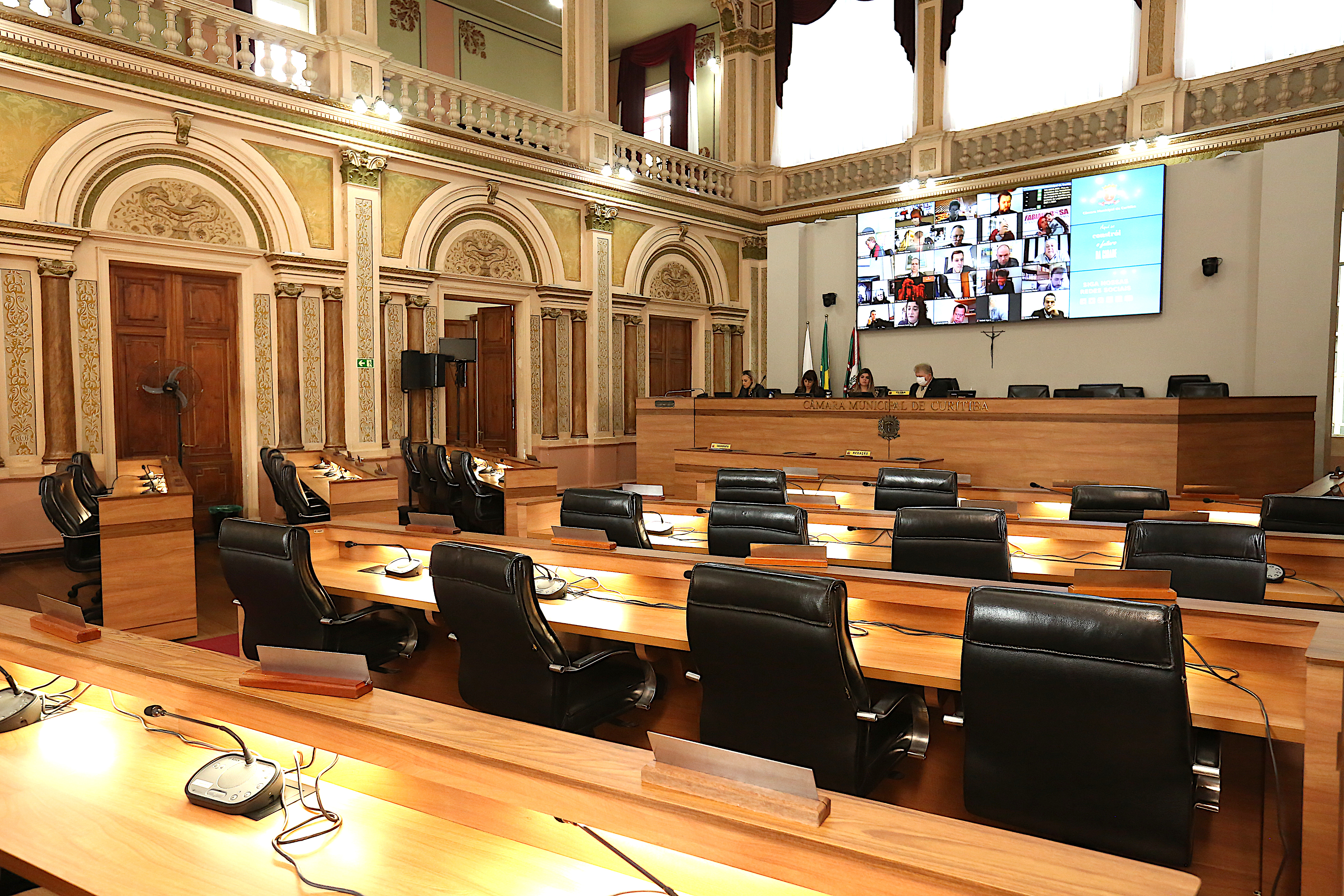 CMC confirma doação de imóveis ao Instituto Curitiba de Saúde