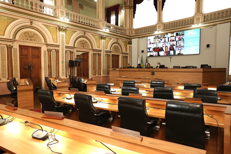 CMC confirma doação de imóveis ao Instituto Curitiba de Saúde