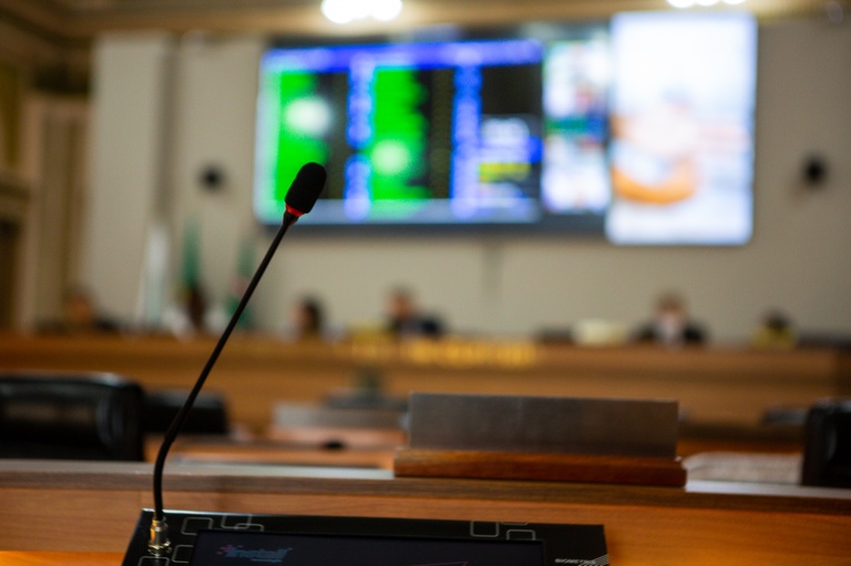 CMC confirma garantia a operações de crédito e outros projetos de lei